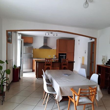 Maison Spacieuse Et Agreable Saint-Georges-de-Luzençon 외부 사진