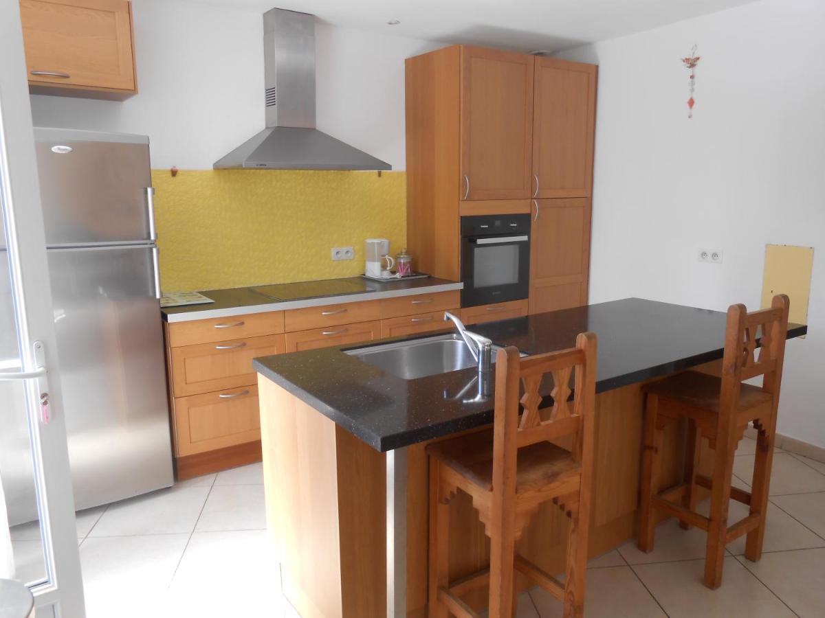 Maison Spacieuse Et Agreable Saint-Georges-de-Luzençon 외부 사진