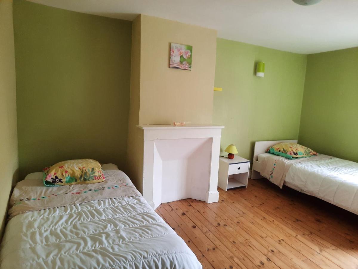 Maison Spacieuse Et Agreable Saint-Georges-de-Luzençon 외부 사진